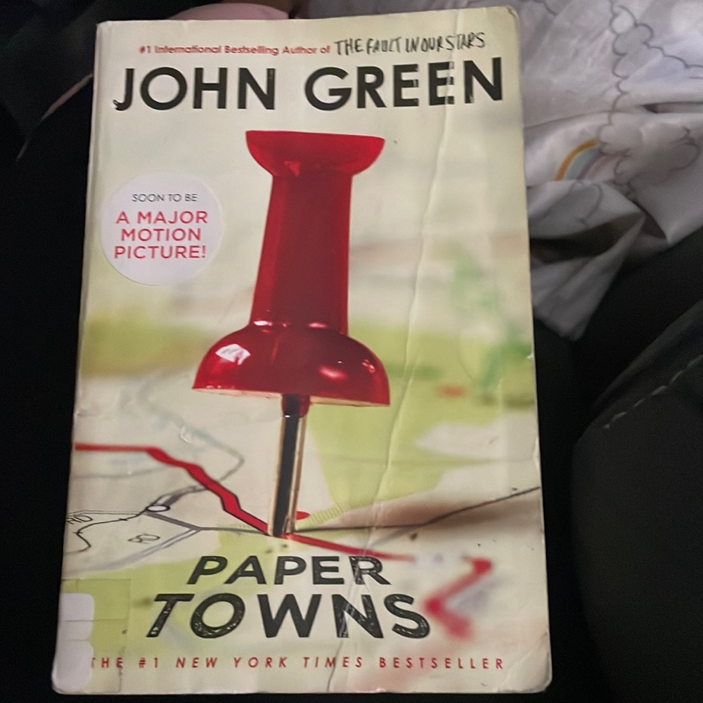 Paper Towns by JOHN GREEN